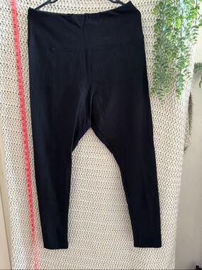 Verona couture women’s black leggings size 2X3X